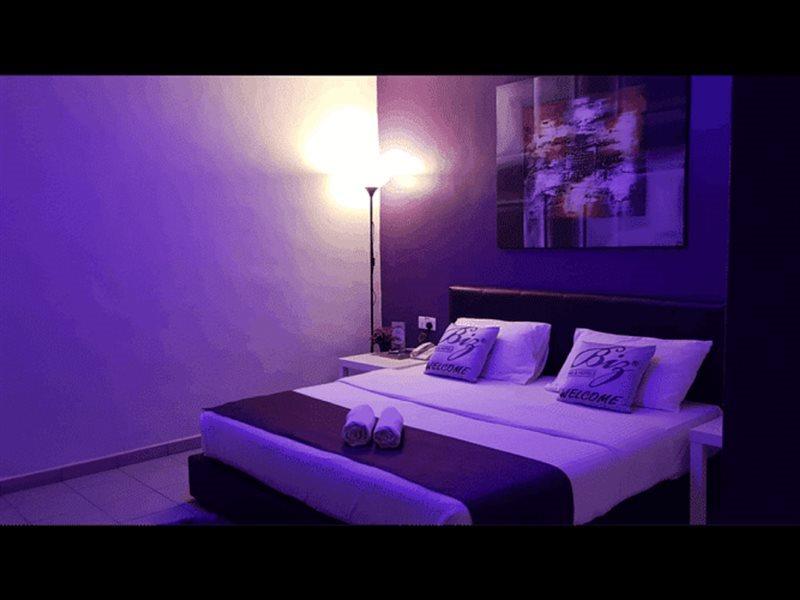 Biz Hotel Batu Pahat Dış mekan fotoğraf